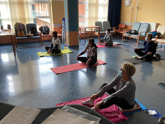 Yoga integrale per le donne operate al seno